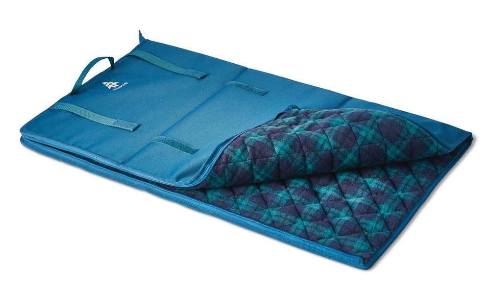 Woods Queen DreamTech Memory Foam Double-High Inflatable Air Mattress/Airbed W/ Built-In 120V Pump - Image 15